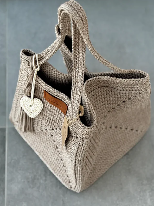 Patron de sac cabas en carrés Granny au crochet, idéal pour débutants (PDF)